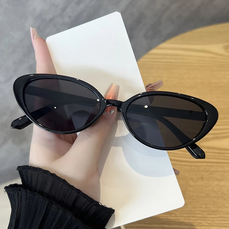 2pcs Retro Small Cat Eye Sunglasses for Women Men Rivet Design Fashion